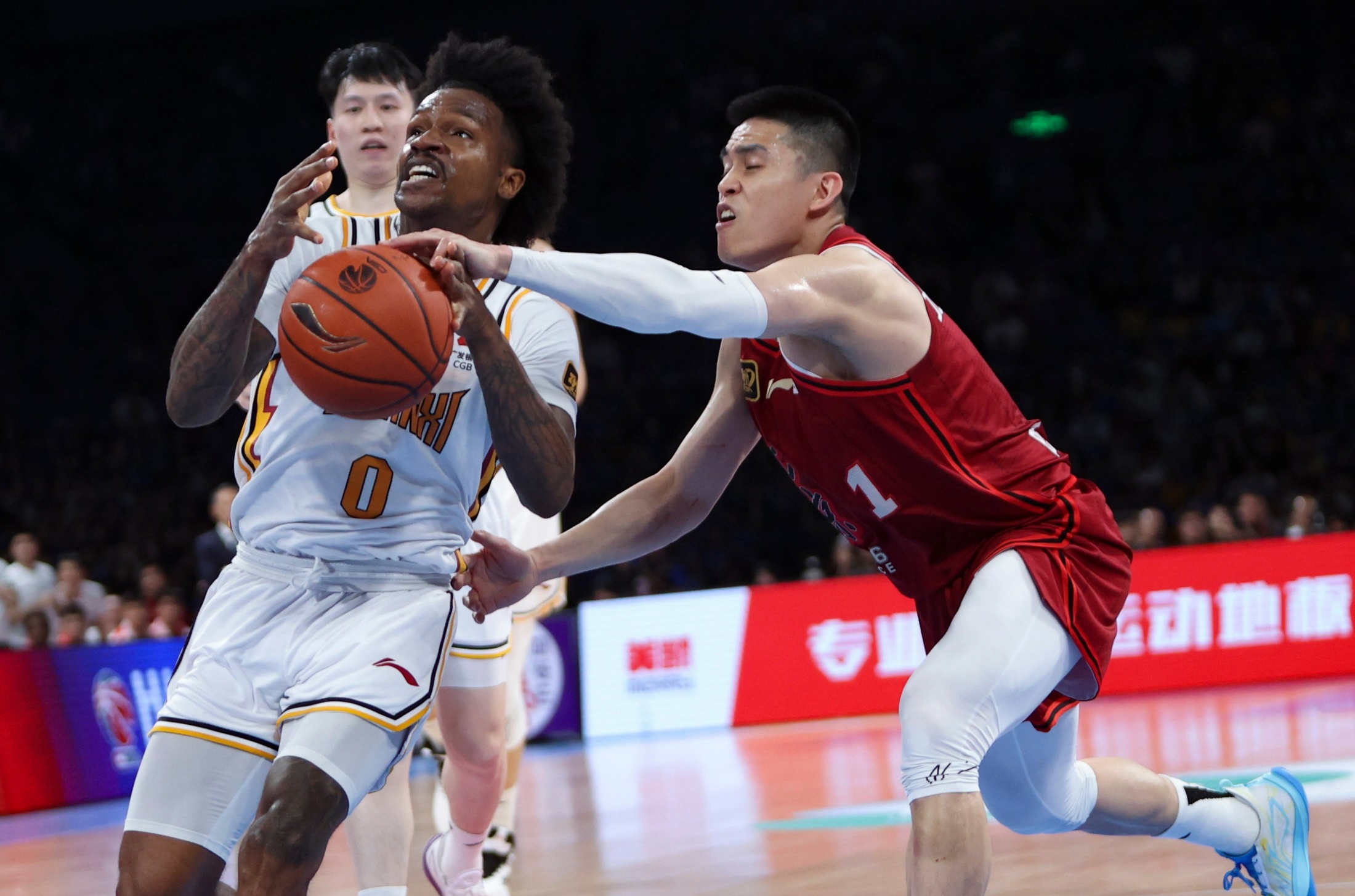 九游体育APP-包含AC米兰迎CBA季后赛关键赛，冲刺阶段刷新队史纪录，媒体盛赞，赛季目标并未改变的词条