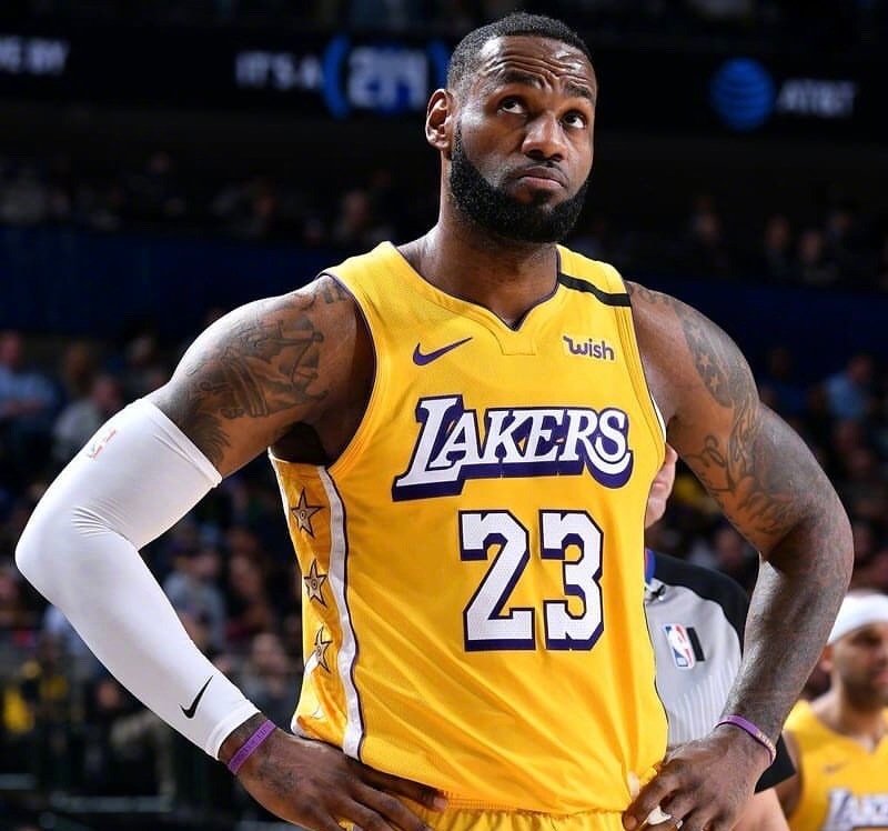 包含NBA总决赛集结日再迎强敌，里尔内部沟通，主帅态度——震撼外界，训练强度明显提升的词条