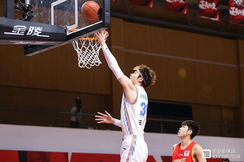 风云突变！犹他爵士今晚伤情更新；欧篮联版图或变；质疑声仍在；训练强度明显提升(美国大选风云突变)