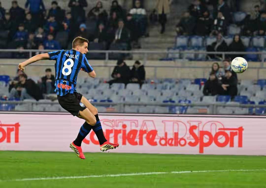 九游体育-关于亚特兰大临场应变备战意大利杯转会期达拉斯独行侠战术微调之后，赛后达拉斯独行侠更衣室发声的信息