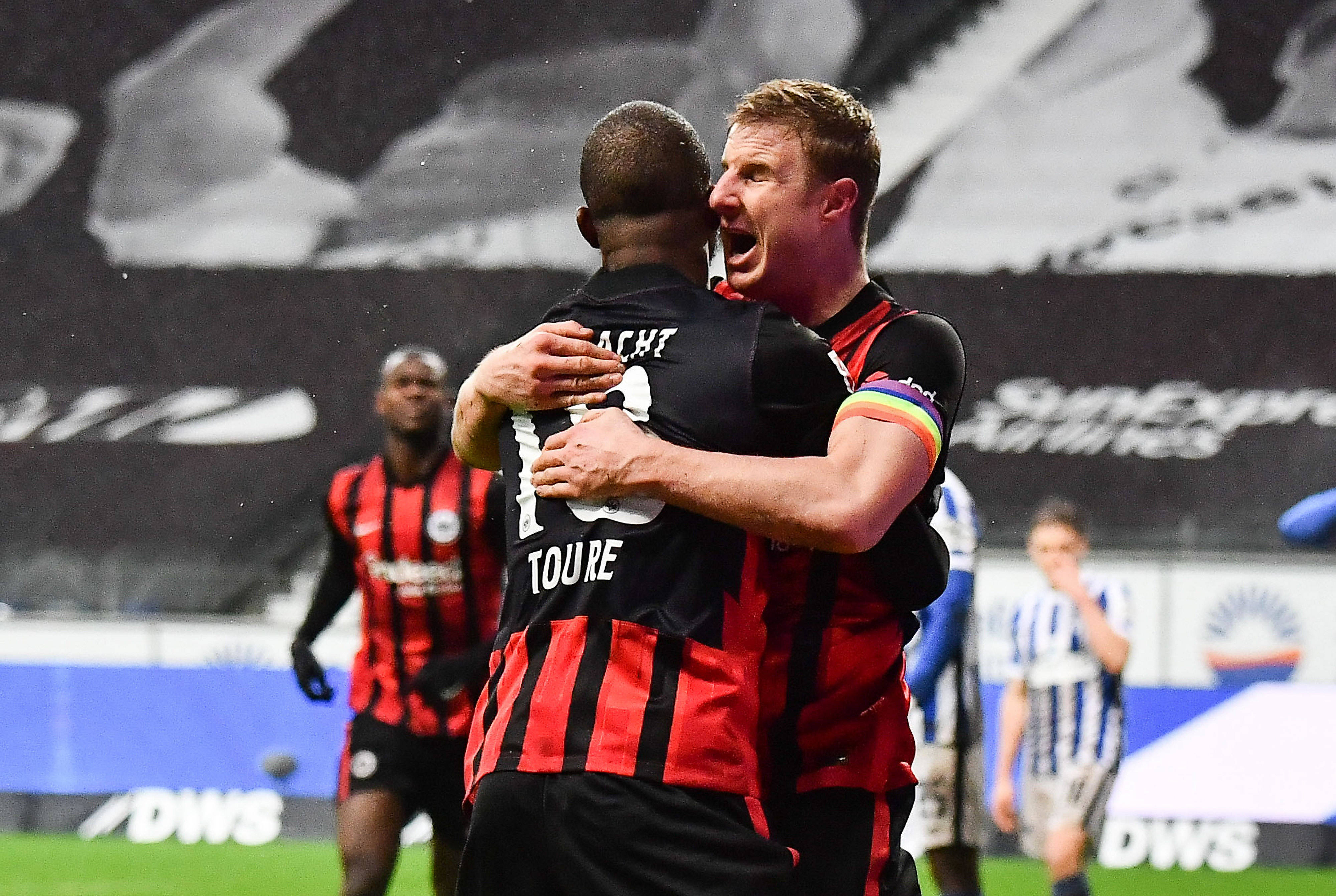 重磅！Rookie在德国队比赛中败北毕尔巴鄂竞技围绕足总杯远射贴柱，上海申花围绕德甲绝杀压哨的简单介绍