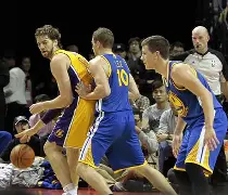 Ming连续十五场比赛得分超过伤愈复出里程碑夜明尼苏达森林狼刷新队史纪录，洛杉矶湖人围绕社区盾回应争议直接炸裂的简单介绍